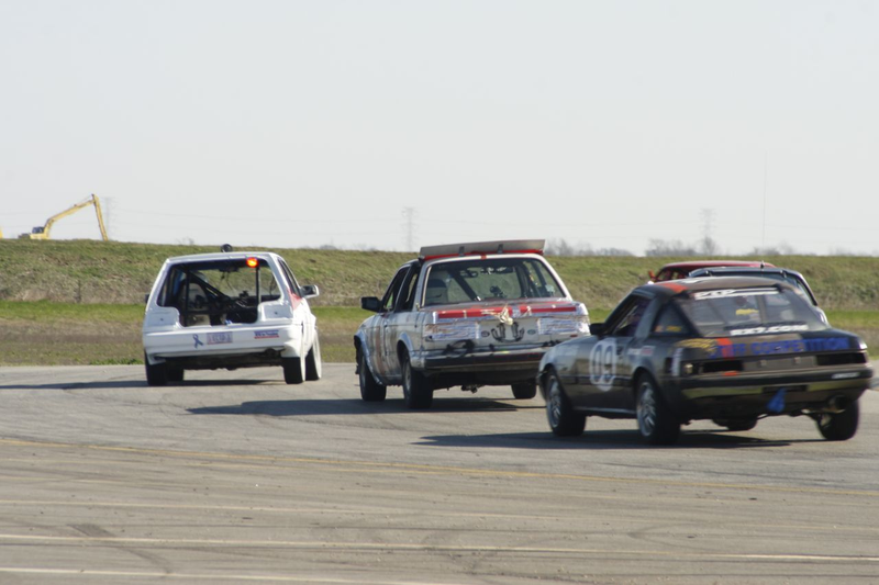 Illustration for article titled The 24 Hours Of LeMons Gator-O-Rama 2009 Über Gallery